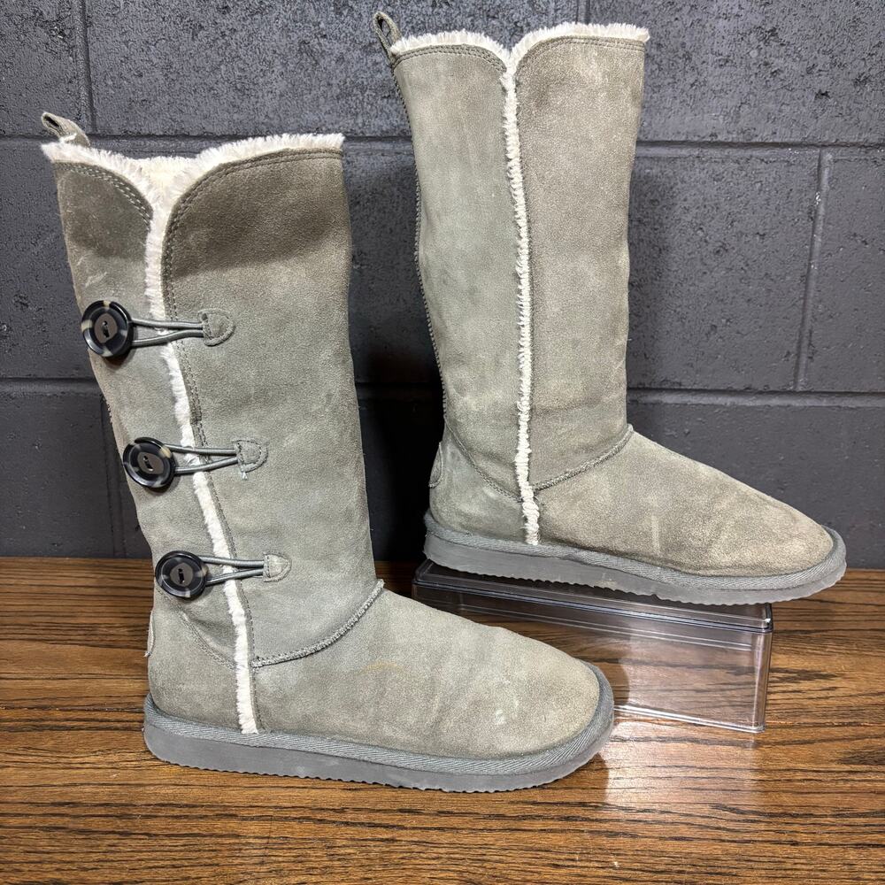 American Eagle Gray Suede Tall Lined Button Boots Women’s 9